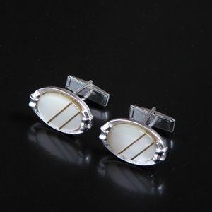 Vtg Modern Pearl Tone Lucite Cufflinks